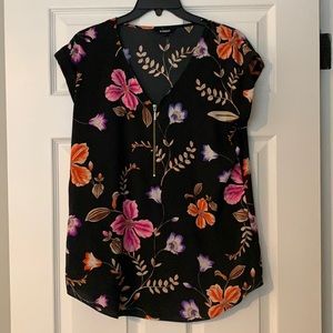 EXPRESS Black Floral Blouse